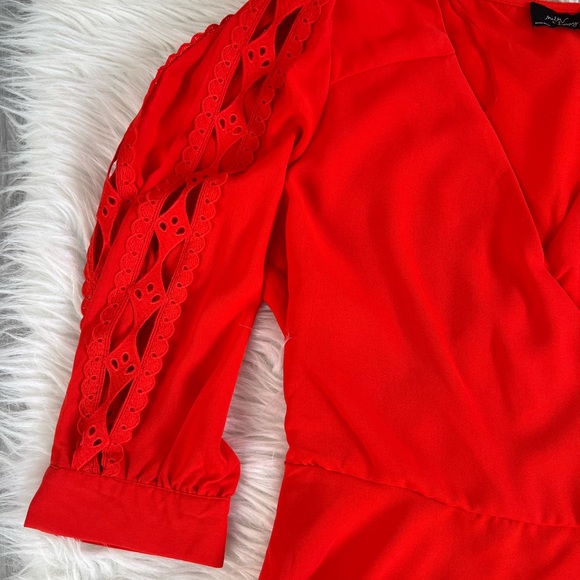 Milk &Honey V-Neck front Blouse - Picture 7 of 10